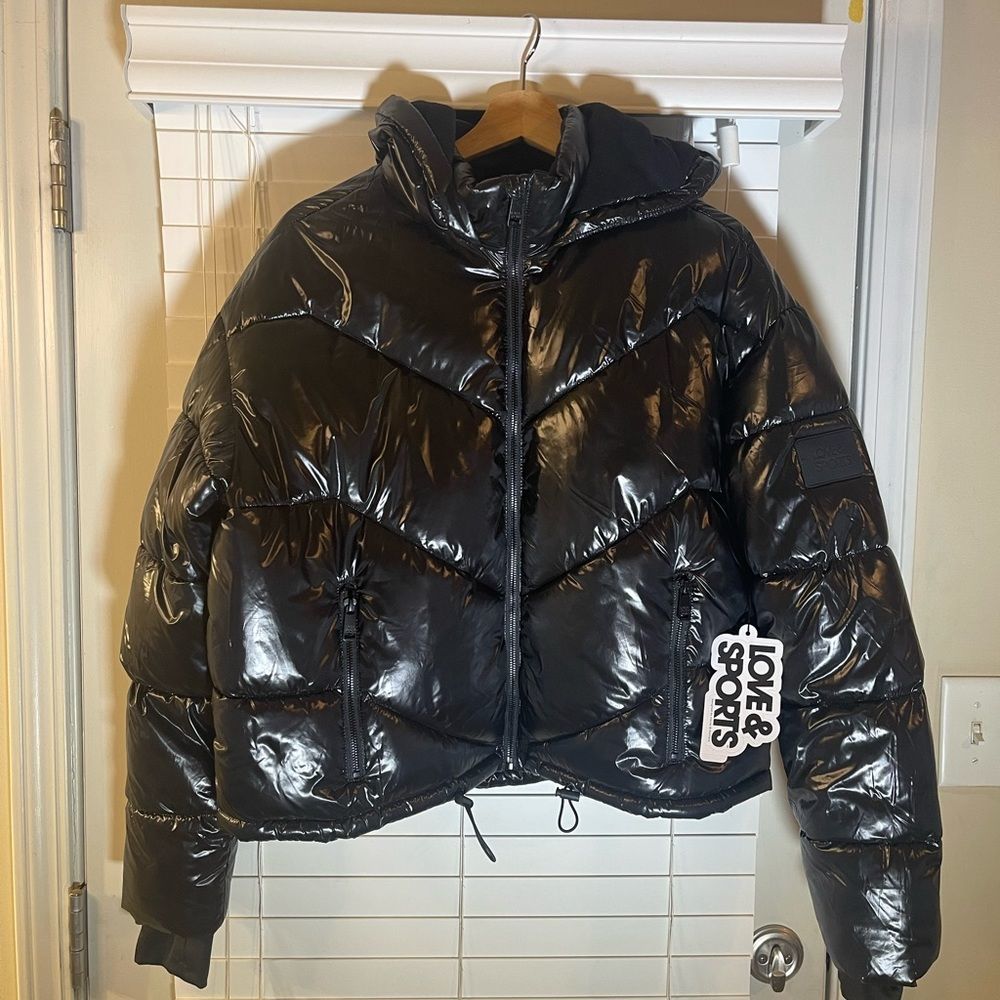 Love & Sports women black fleece lined collar hooded crop puffer Coat jacket NWT